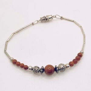 Vtg Gold Stone & Silver Tone Round & Heishi Tube Bead Bracelet Screw Clasp 7.5”